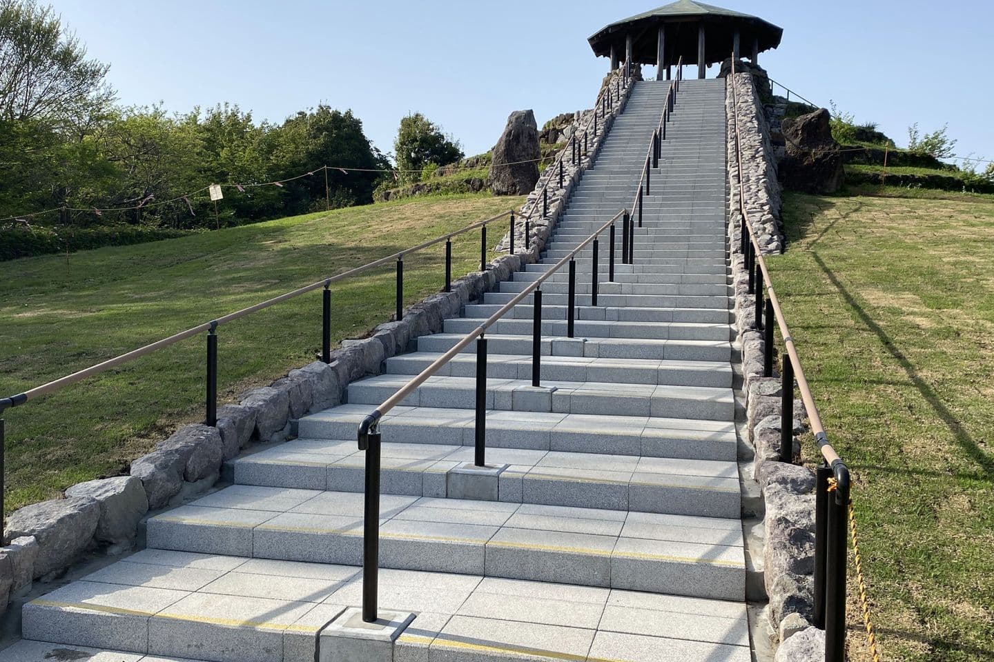 四季の森公園_新小松石_湘南ロックガーデン