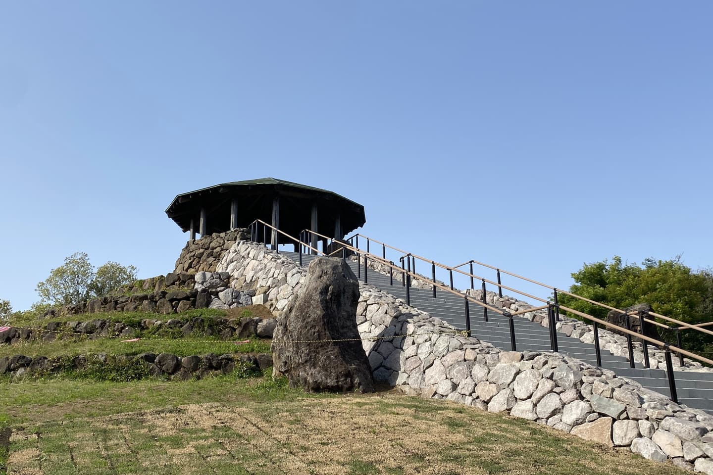四季の森公園_新小松石_湘南ロックガーデン