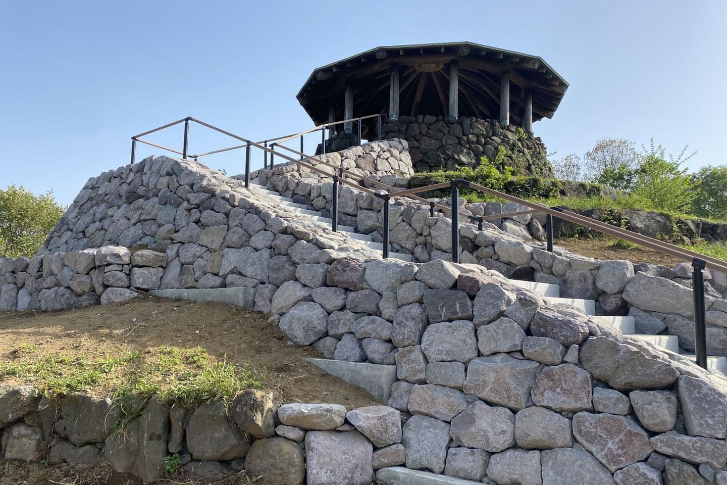 四季の森公園_新小松石_湘南ロックガーデン
