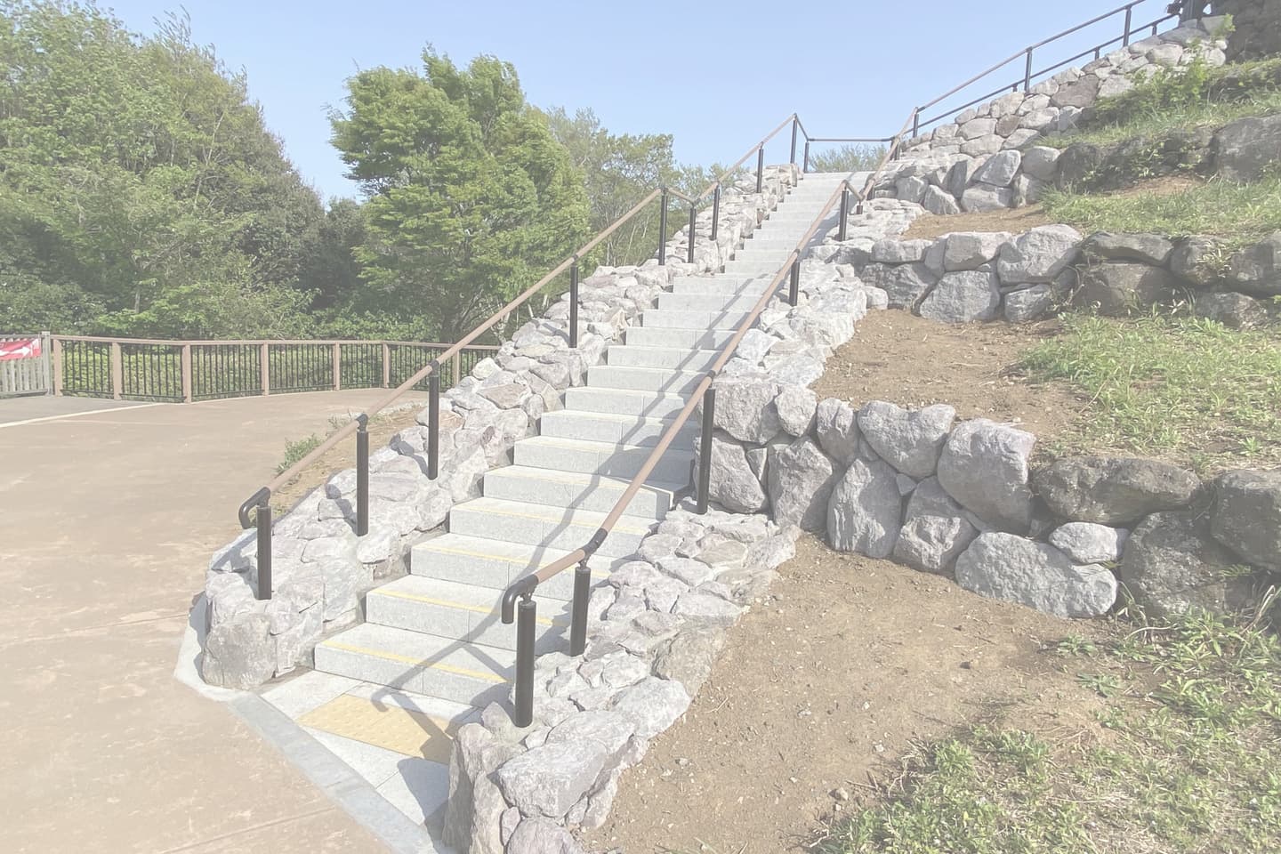 四季の森公園_新小松石_湘南ロックガーデン