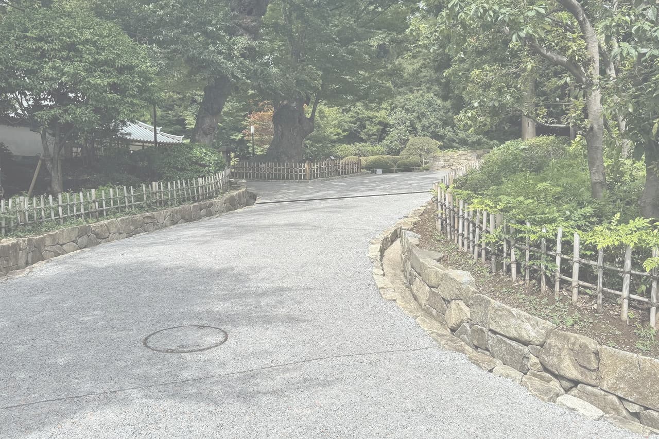 香山緑地_相木石_湘南ロックガーデン