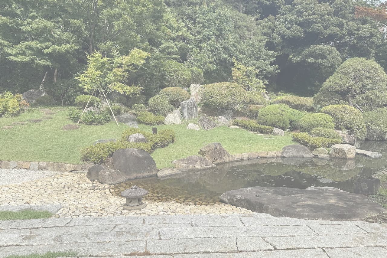 香山緑地_相木石_湘南ロックガーデン