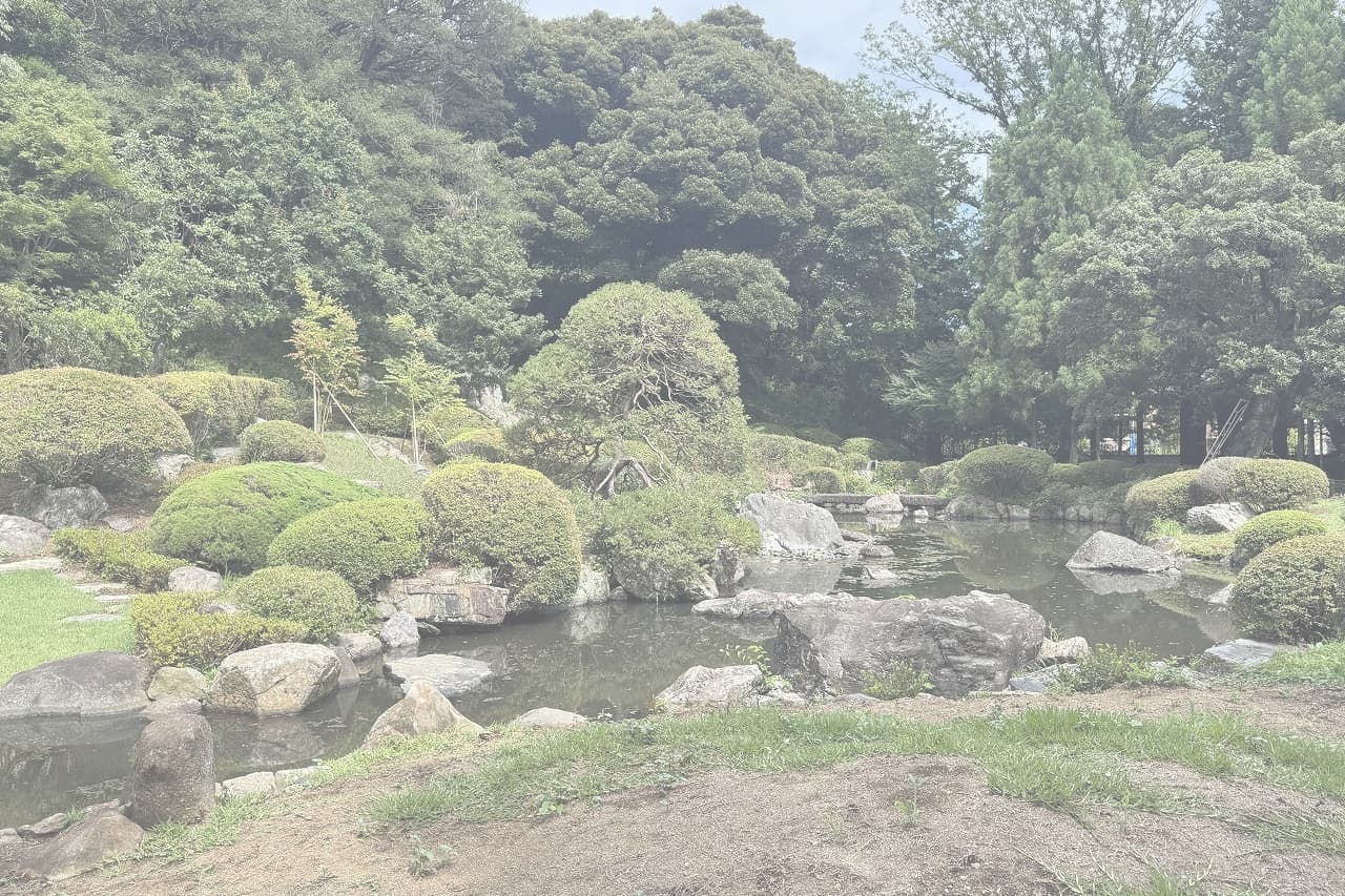 香山緑地_相木石_湘南ロックガーデン