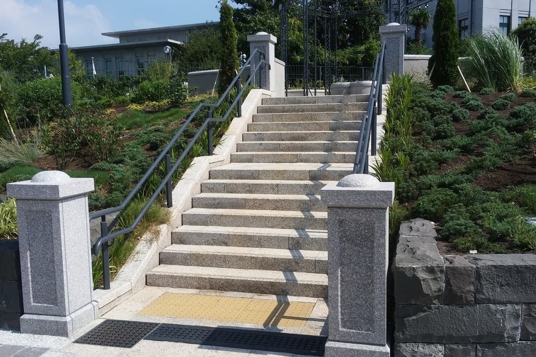 BLUFF99_湘南ロックガーデン