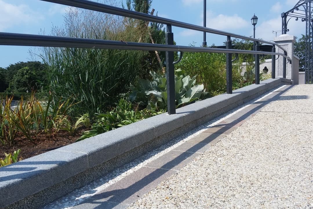 BLUFF99_湘南ロックガーデンロック