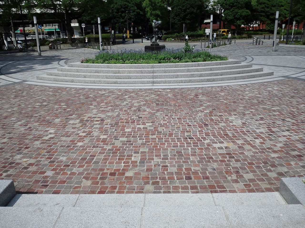 大通り公園_湘南ロックガーデン