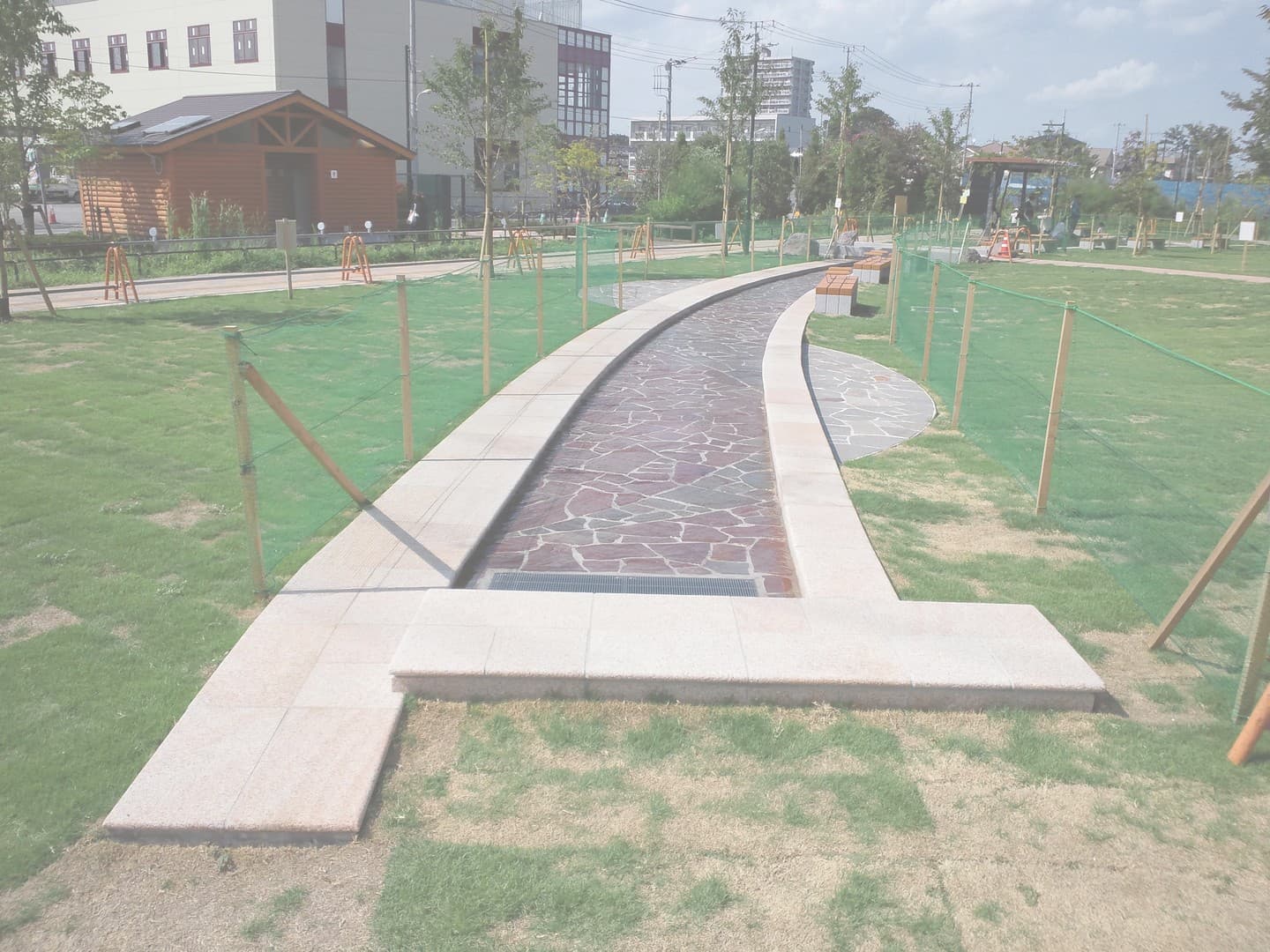 野火止用水公園_湘南ロックガーデン