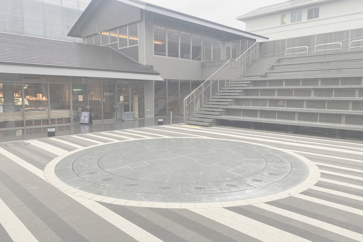 香山緑地_湘南ロックガーデン