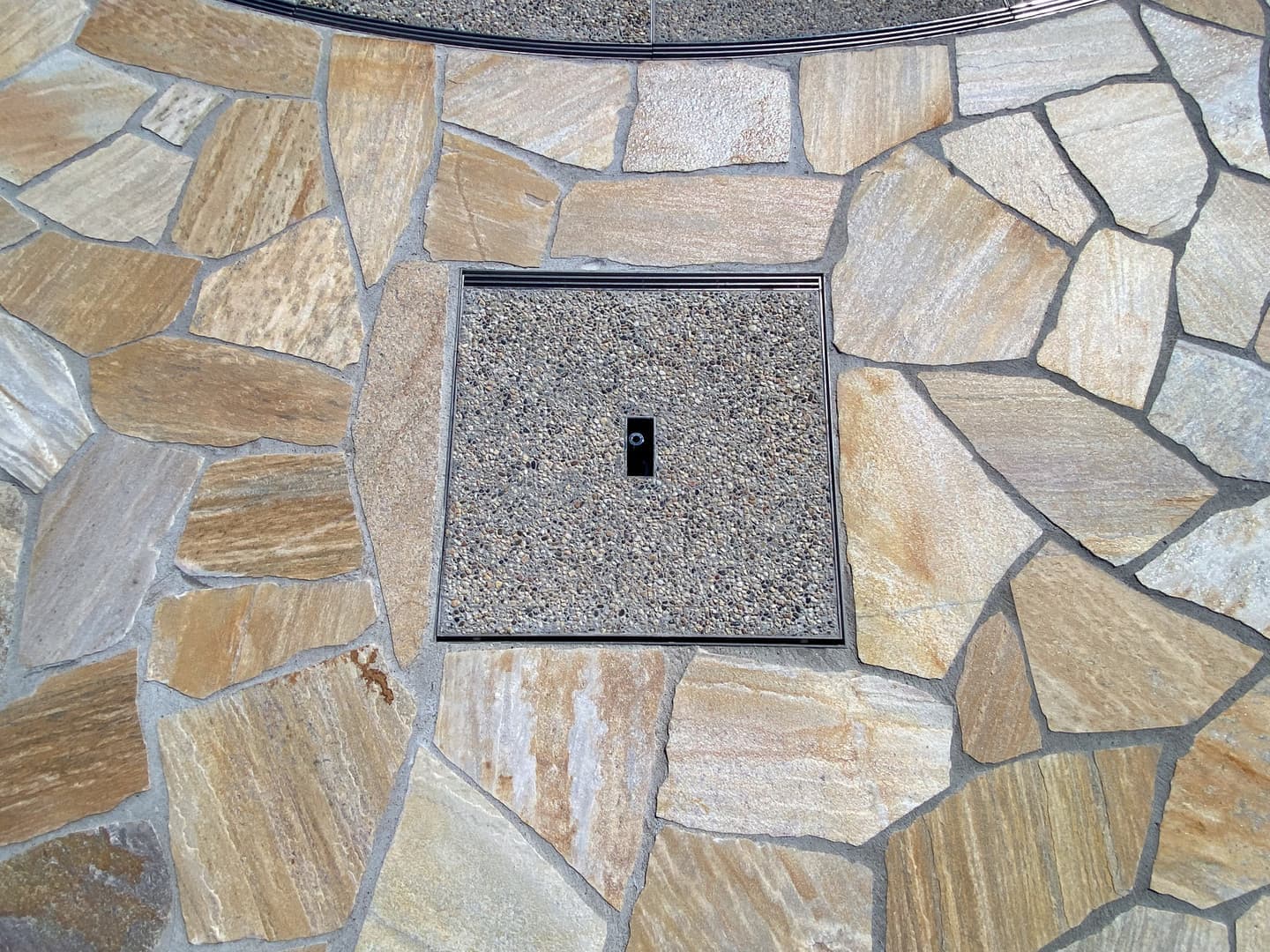 大前公園_湘南ロックガーデン