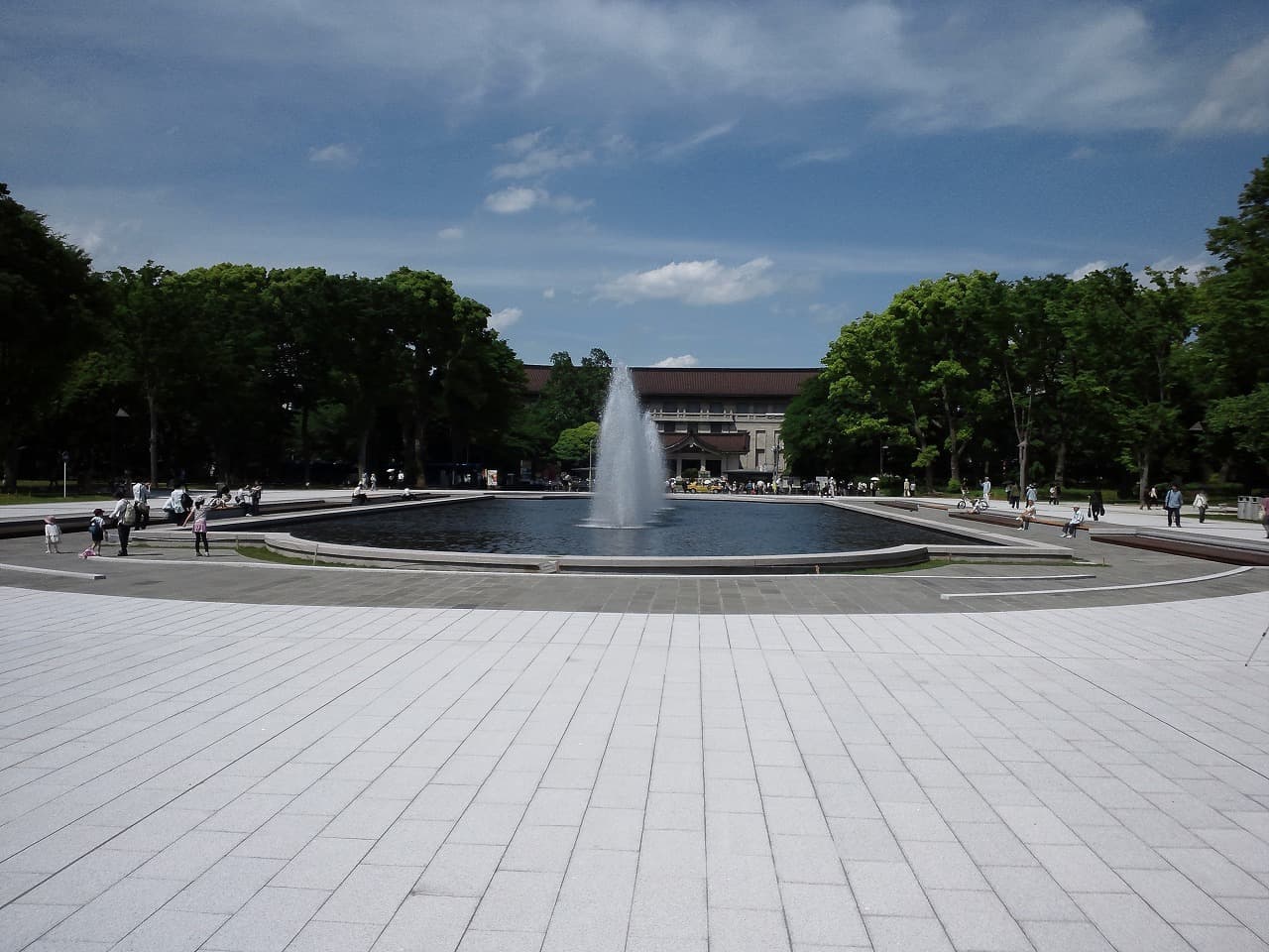 上野恩賜公園噴水池_湘南ロックガーデン
