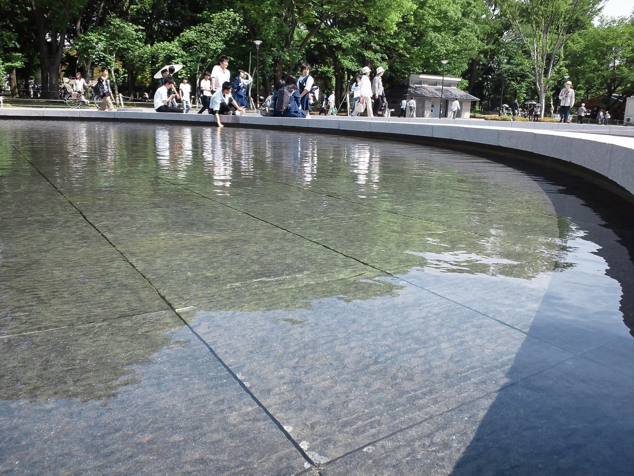 上野恩賜公園噴水池_湘南ロックガーデン