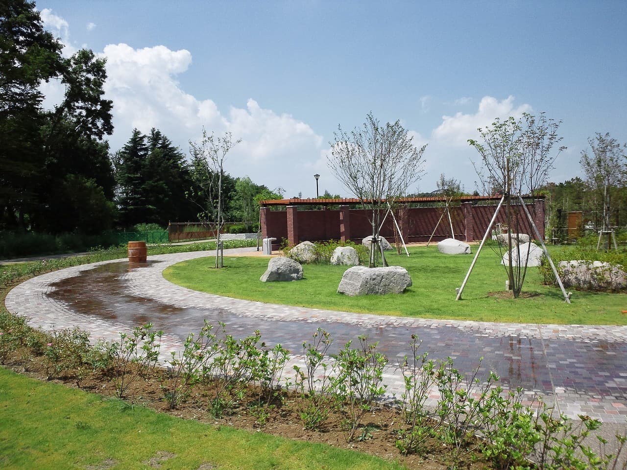 アンデルセン公園拡張部_湘南ロックガーデン