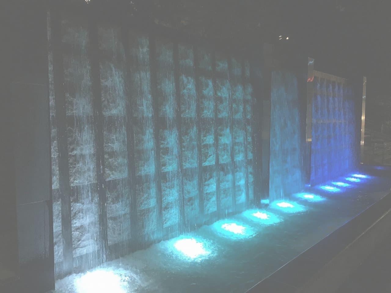 上野黒門_湘南ロックガーデン