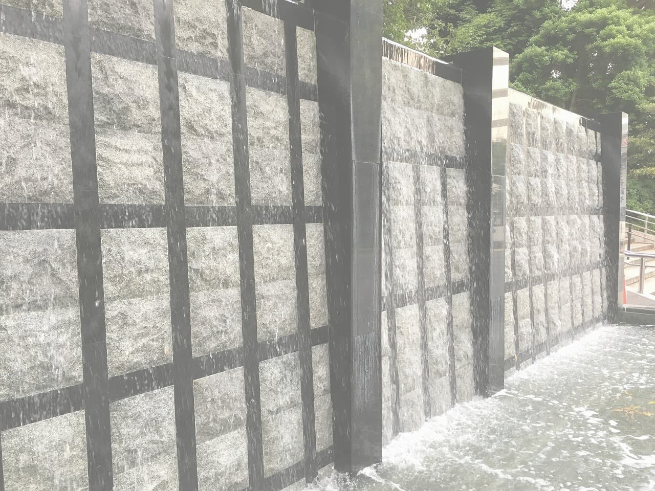 上野黒門_湘南ロックガーデン