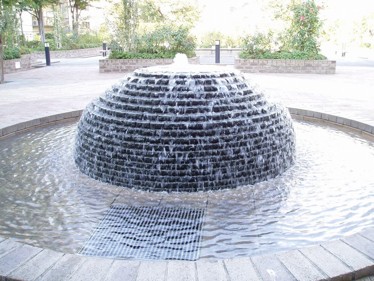赤坂中央公園噴水_湘南ロックガーデン