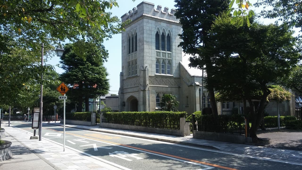 市道山手元町線_湘南ロックガーデン