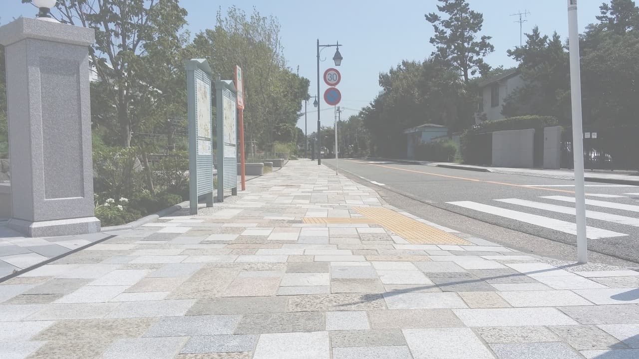 市道山手元町線_湘南ロックガーデン