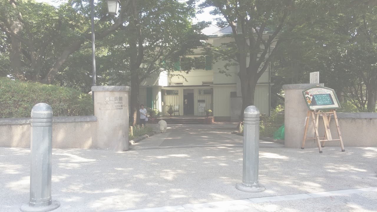 市道山手元町線_湘南ロックガーデン