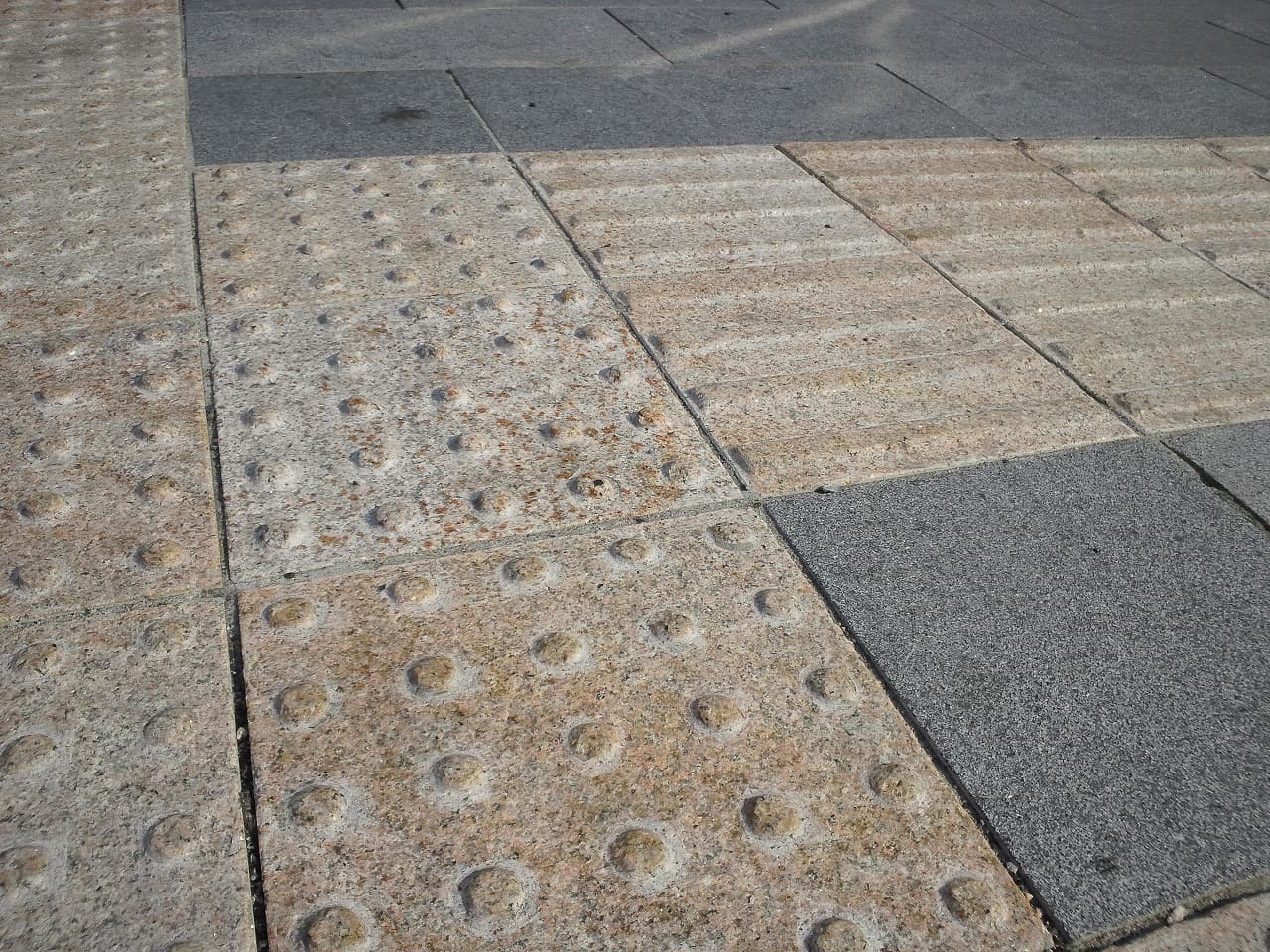 六本木通り(23-その2)_湘南ロックガーデン