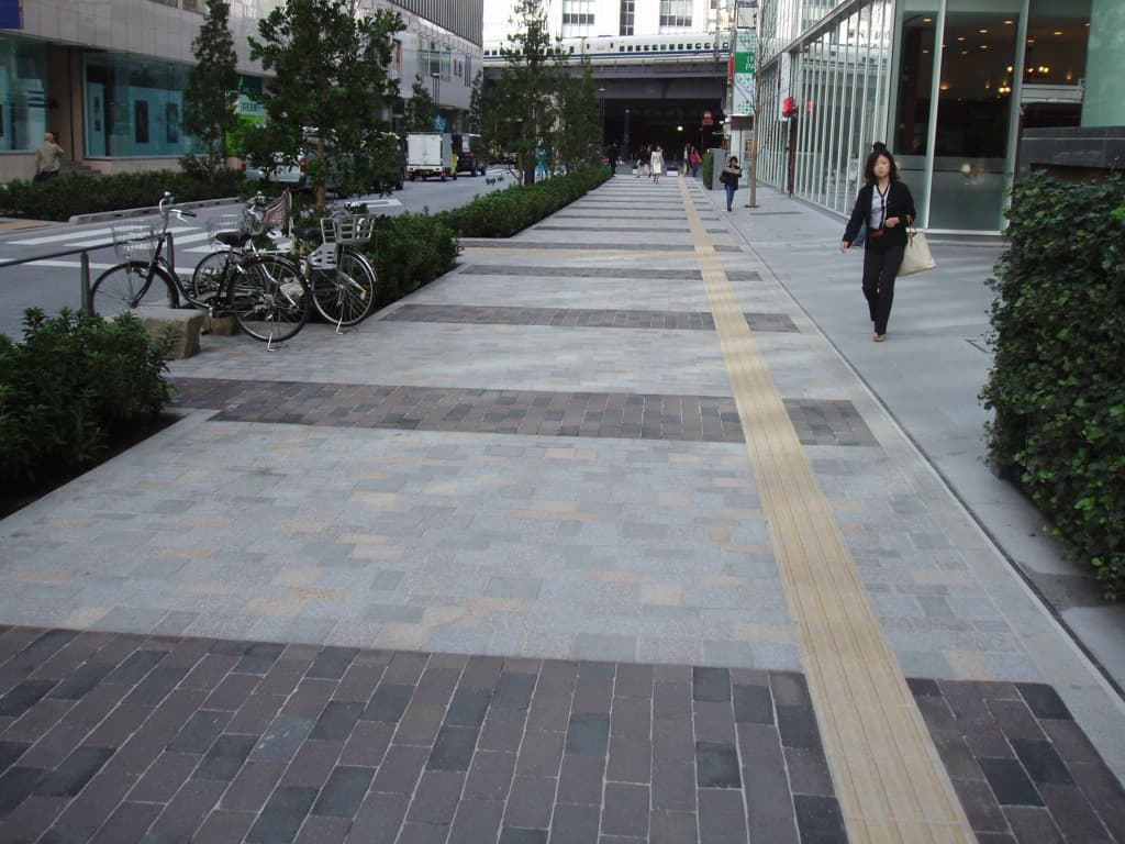 有楽町駅前再開発_湘南ロックガーデン