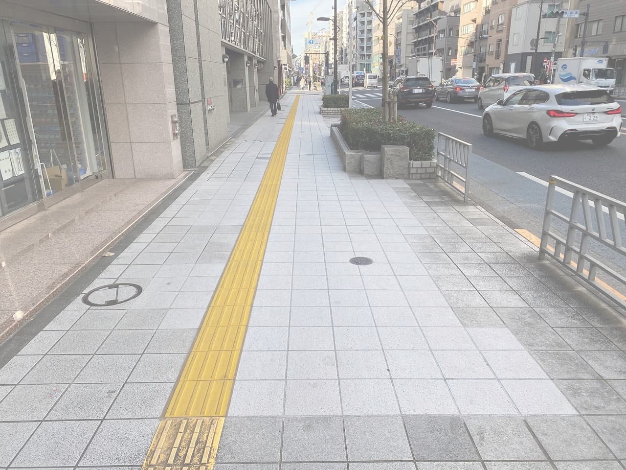 蔵前橋通り歩道復旧_湘南ロックガーデン