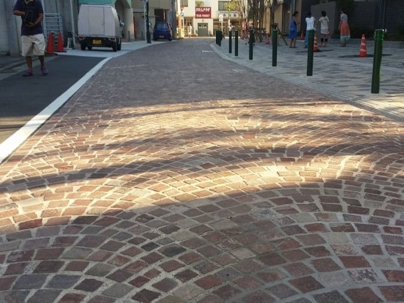 歩道_湘南ロックガーデン