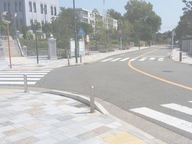 歩道_湘南ロックガーデン