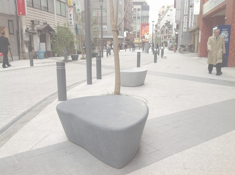 歩道_湘南ロックガーデン