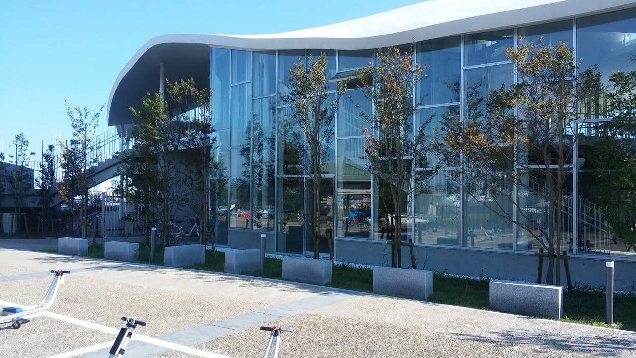 江の島ヨット_湘南ロックガーデン