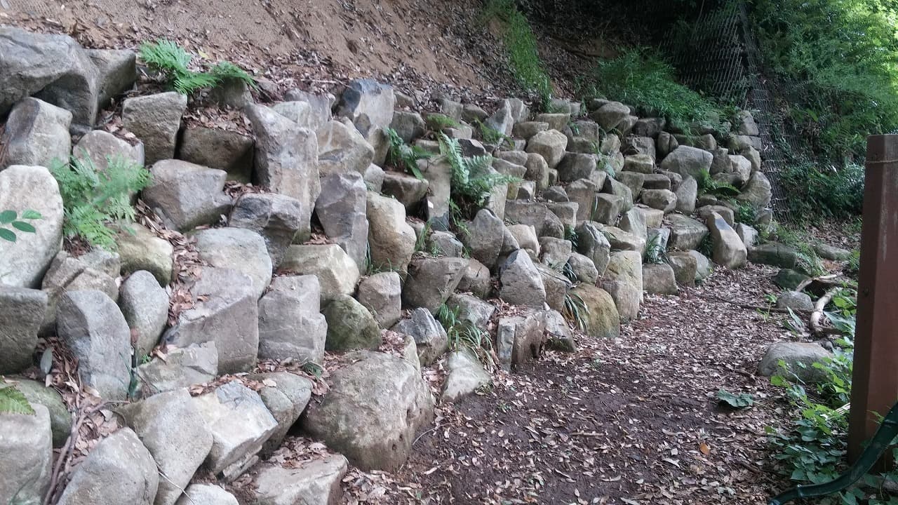 旧河原家_湘南ロックガーデン