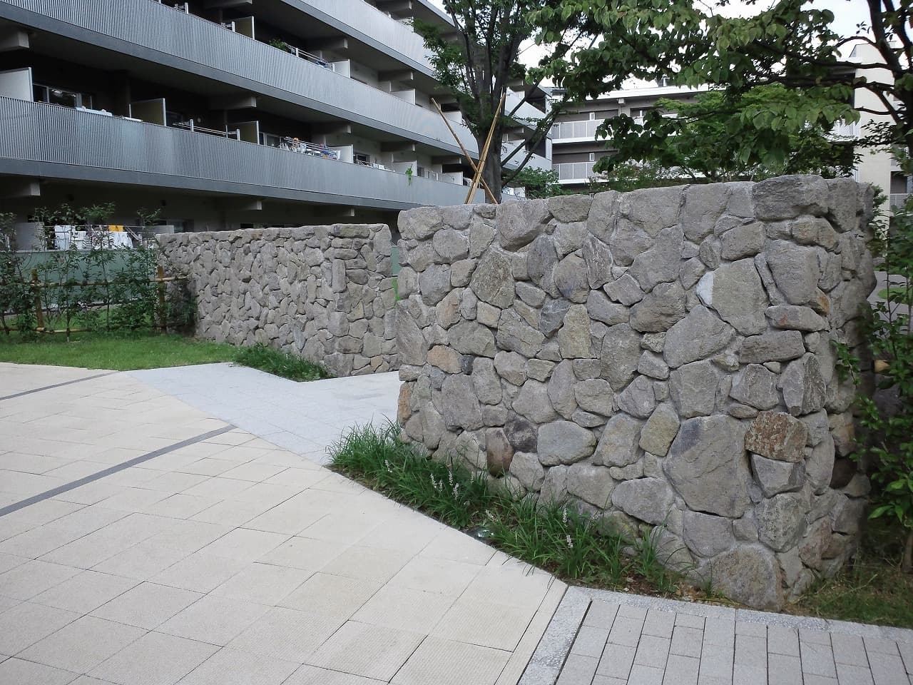 荻窪団地_湘南ロックガーデン