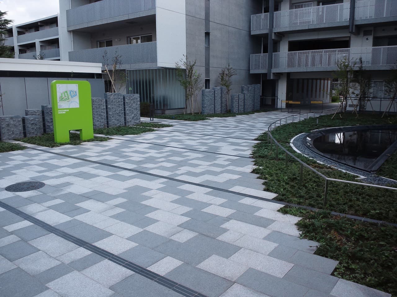 荻窪団地_湘南ロックガーデン