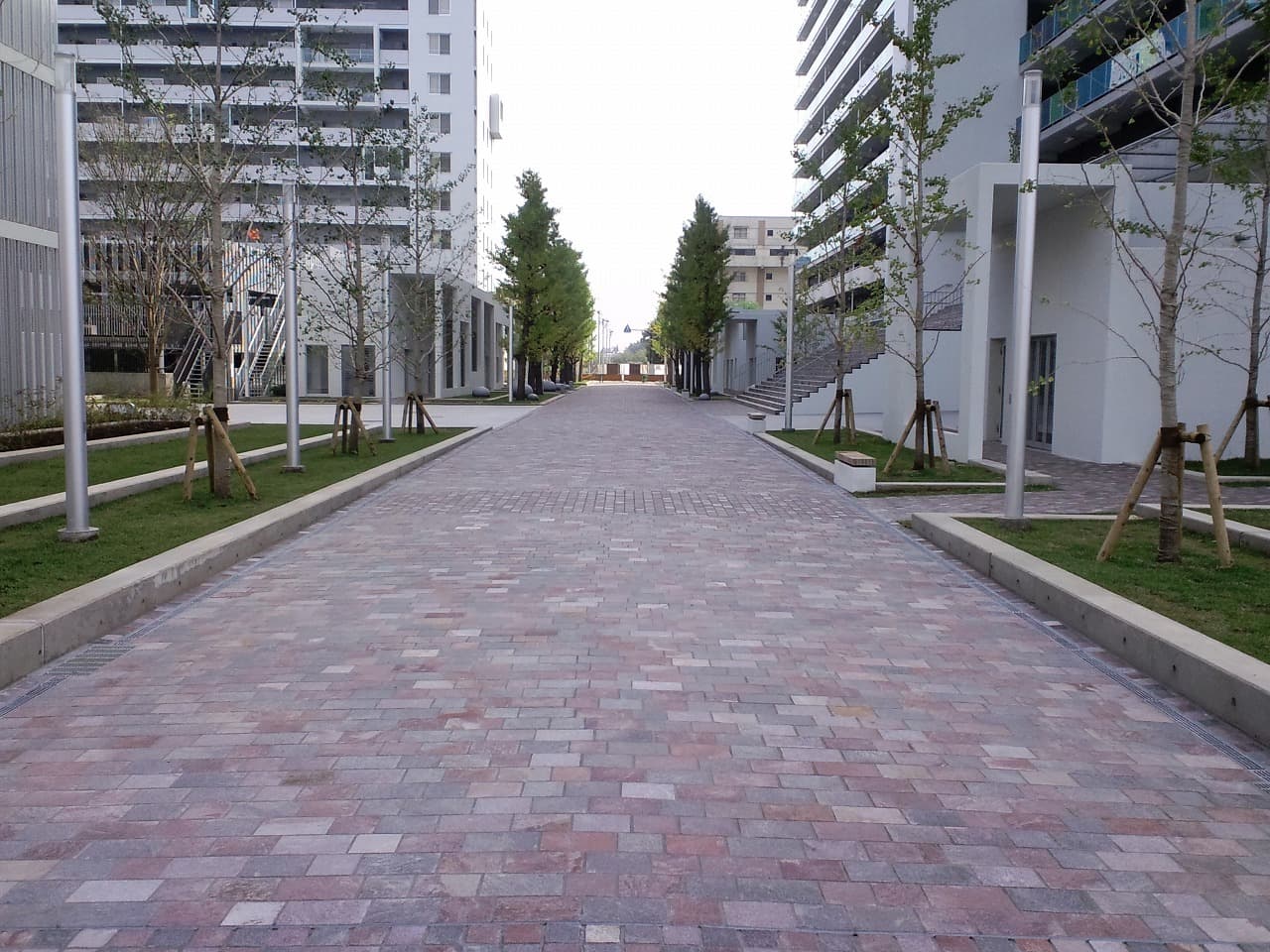 赤羽団地_湘南ロックガーデン