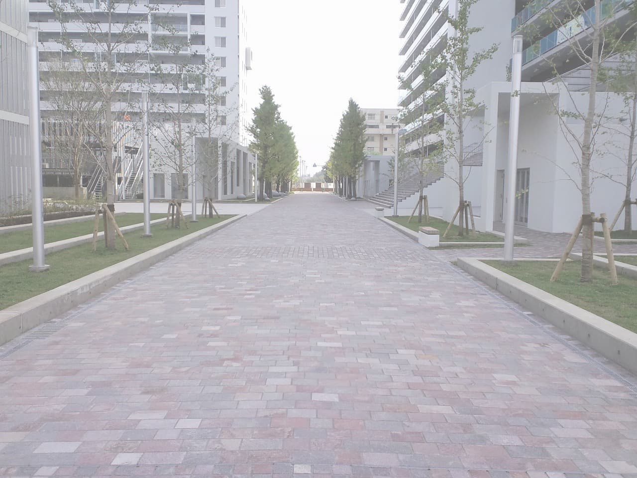 赤羽団地_湘南ロックガーデン