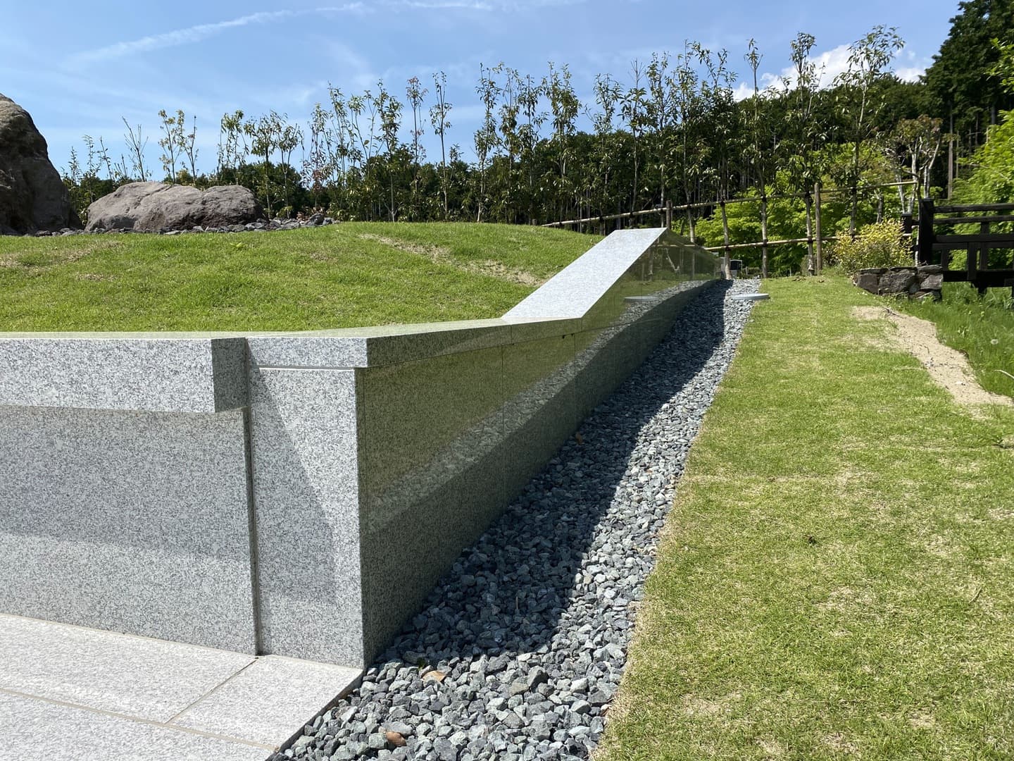 富士市森林墓園_湘南ロックガーデン