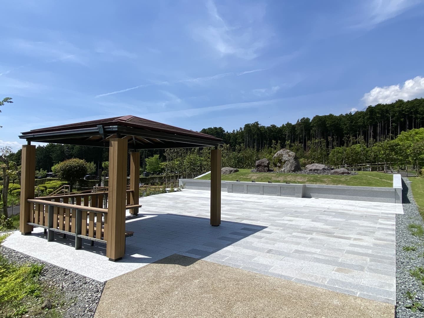 富士市森林墓園_湘南ロックガーデン