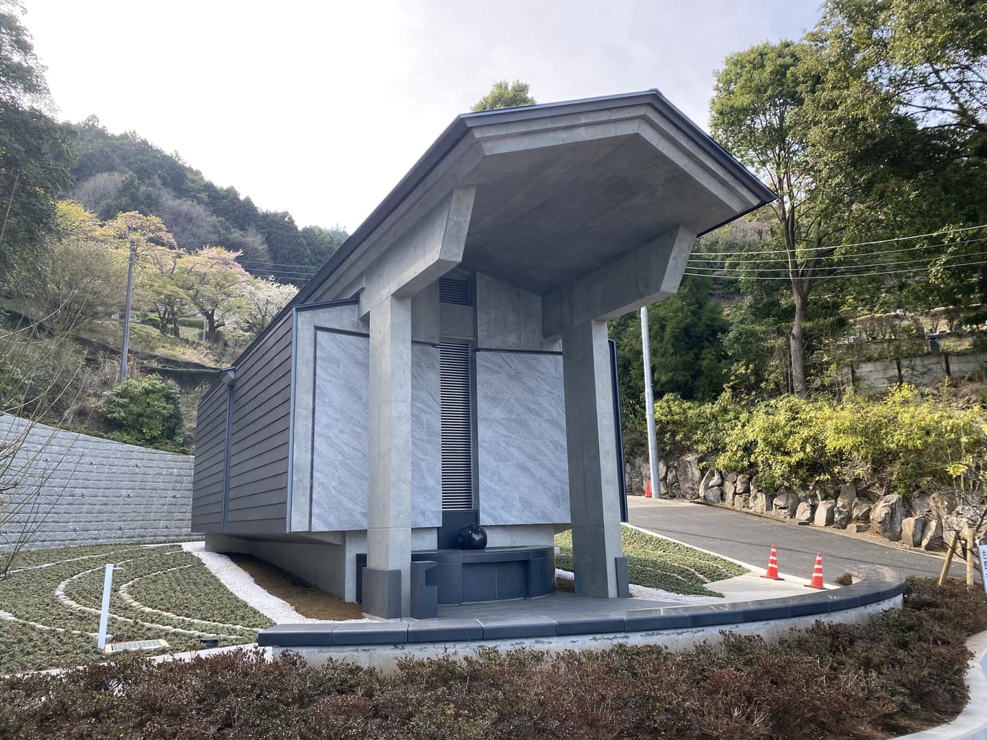 久野霊園_湘南ロックガーデン