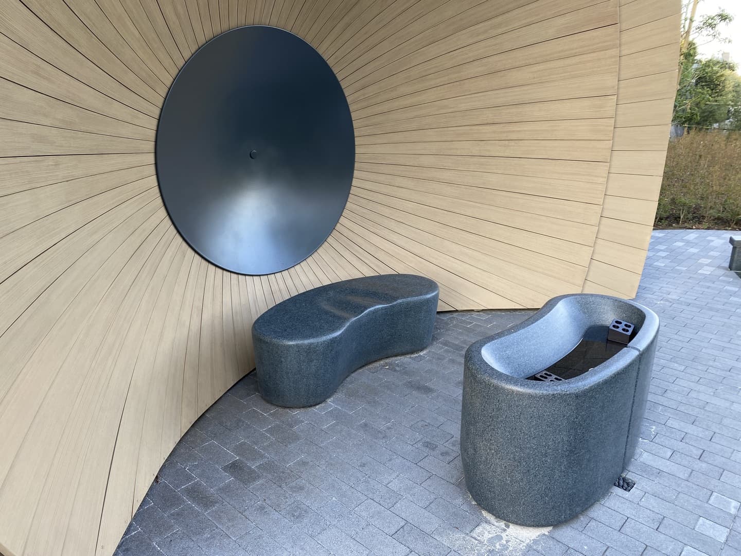 狭山湖畔霊園_湘南ロックガーデン