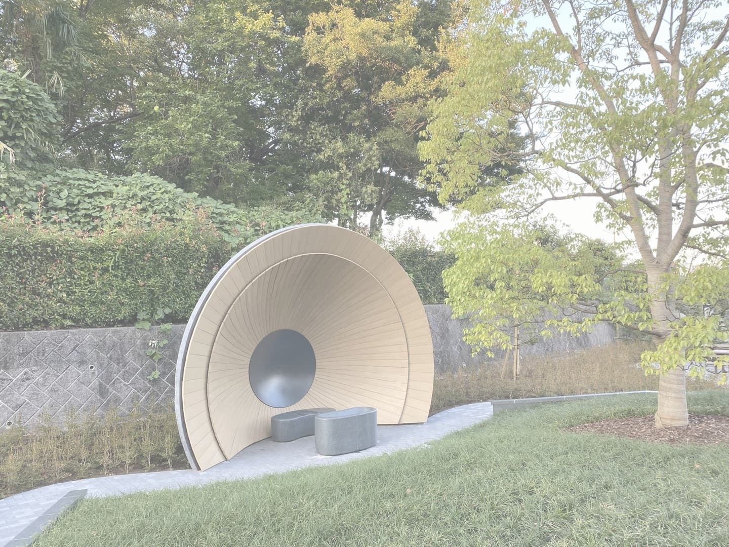 狭山湖畔霊園_湘南ロックガーデン