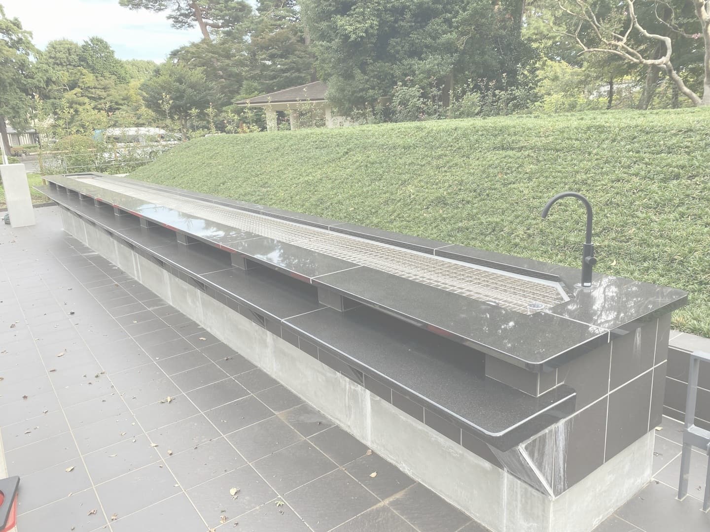 多磨霊園_湘南ロックガーデン