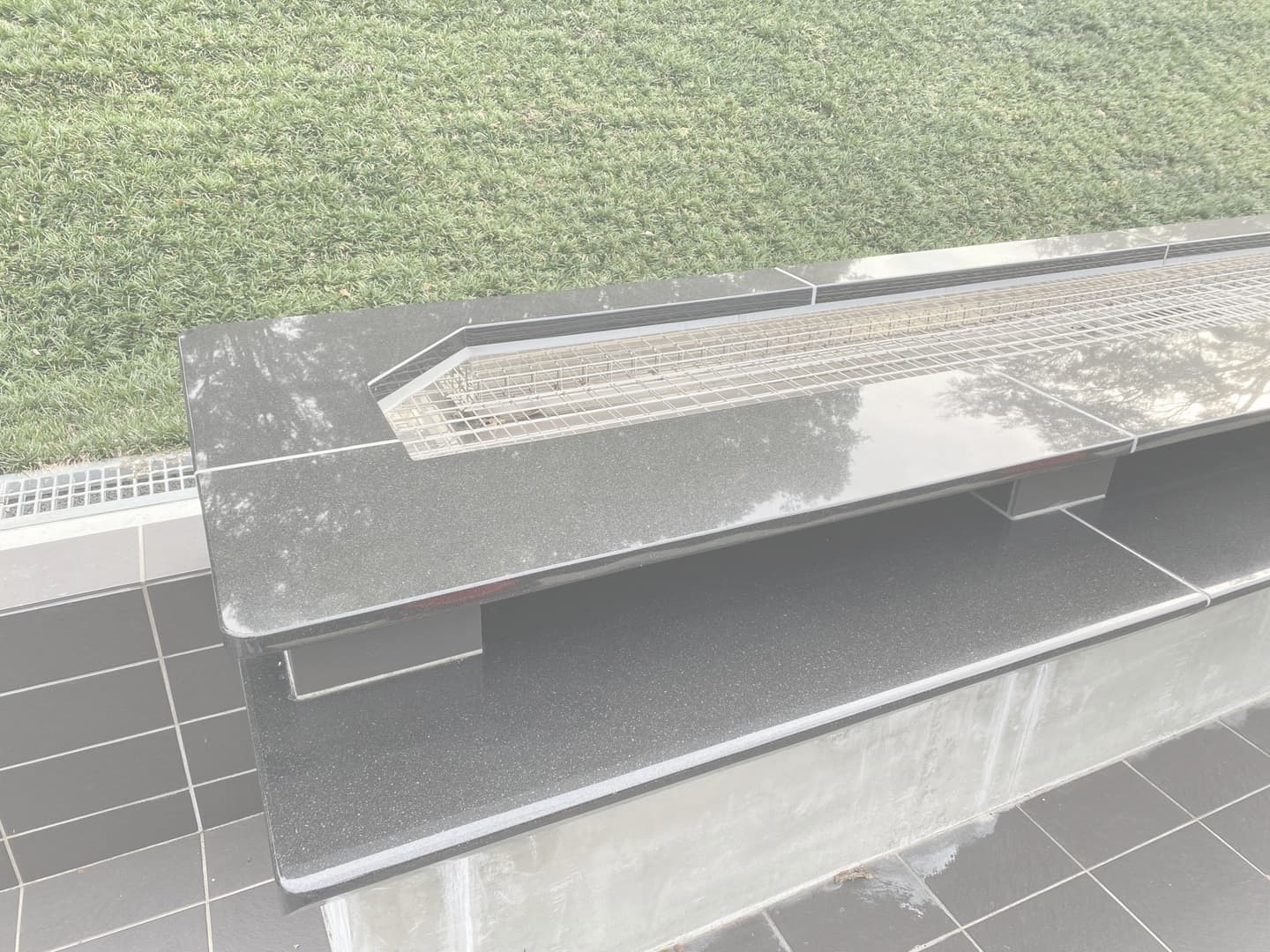 多磨霊園_湘南ロックガーデン