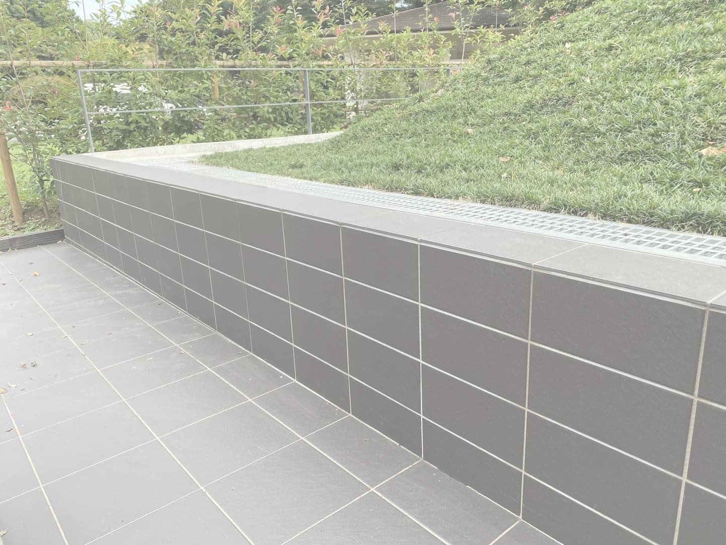 多磨霊園_湘南ロックガーデン