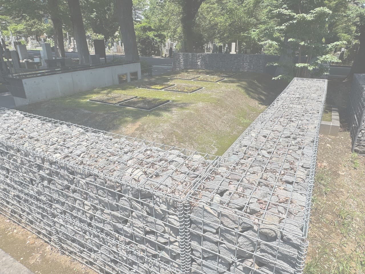 雑司ヶ谷霊園_湘南ロックガーデン