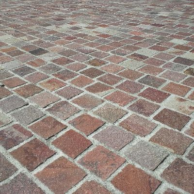 アルゼンチン斑岩__小口割肌加工施工例_湘南ロックガーデン