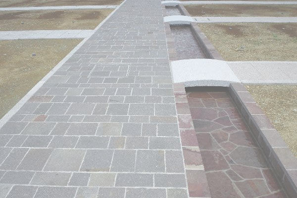 アルゼンチン斑岩_東京霊園_湘南ロックガーデン