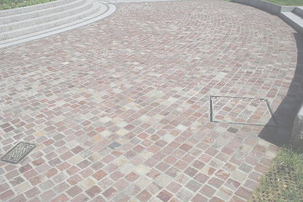 アルゼンチン斑岩_大通公園_湘南ロックガーデン