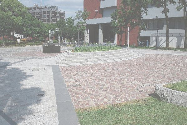 アルゼンチン斑岩_大通公園_湘南ロックガーデン