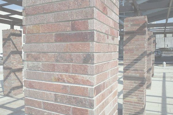 アルゼンチン斑岩_下河原公園_湘南ロックガーデン