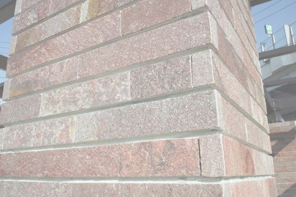 アルゼンチン斑岩_下河原公園_湘南ロックガーデン