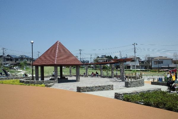 アルゼンチン斑岩_友愛パーク_湘南ロックガーデン